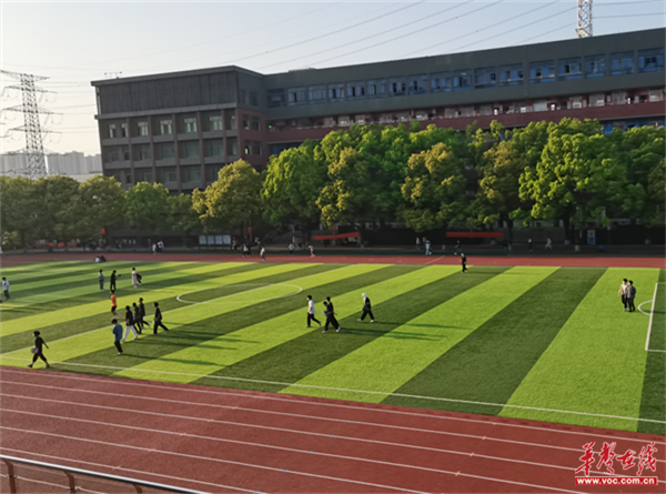 图片 1(1).png 图片 1(1).png