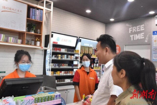 太阳集团电子游戏:党委书记访企拓岗下功夫