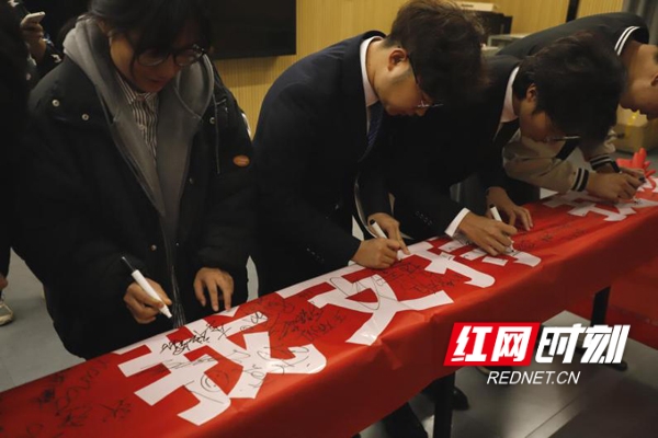 图片3_conew1.jpg 图片3_conew1.jpg