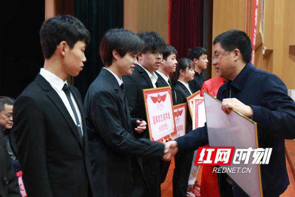 图片1。_conew1.jpg 图片1。_conew1.jpg